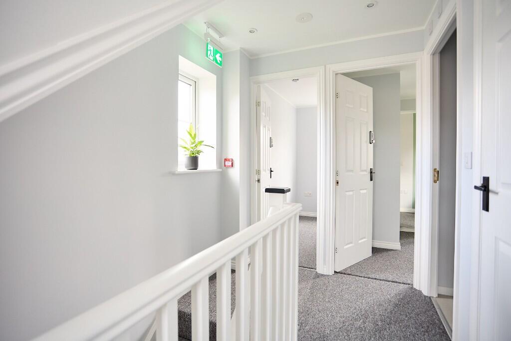 5 bedroom town house for rent
