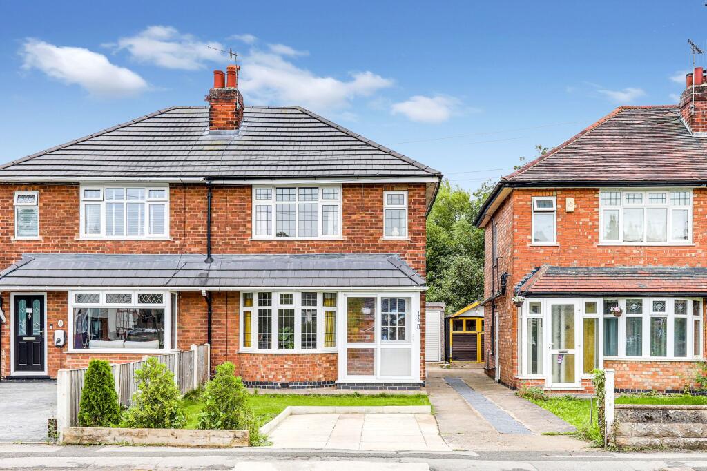 Main image of property: Long Lane, Attenborough, NG9