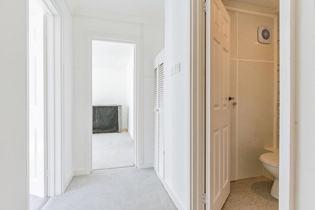 Apartment in London - More