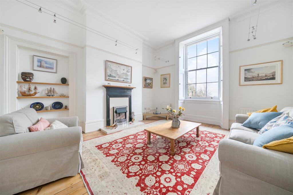 House in Portsmouth - View 2