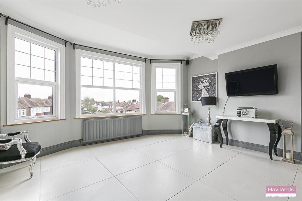 Apartment in London - View 2