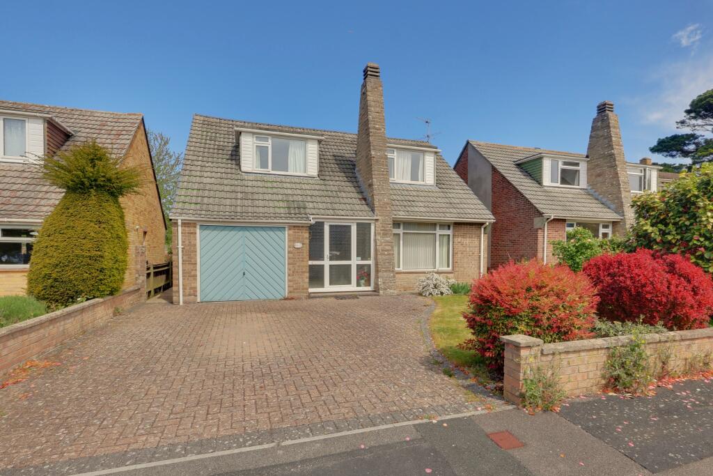 Main image of property: Langbrook Close, Langstone, Havant
