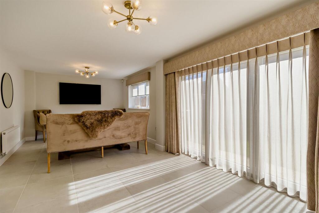 House in Doncaster - More