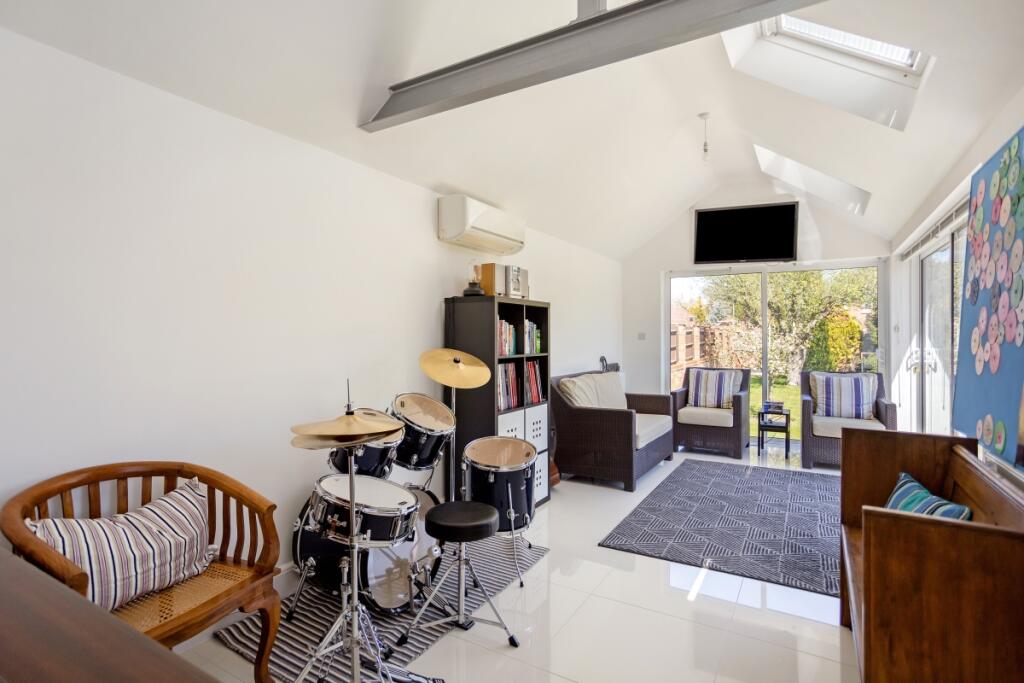 Property photo 11