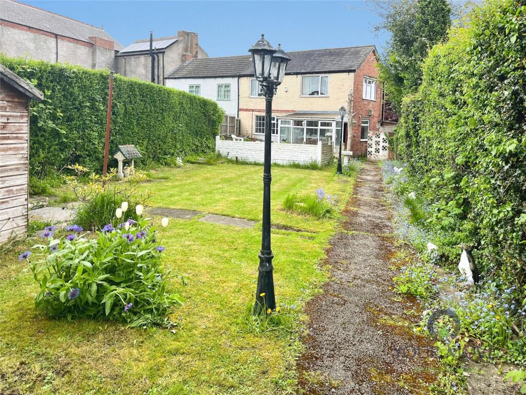 Main image of property: Heanor Road, Ilkeston, Derbyshire, DE7