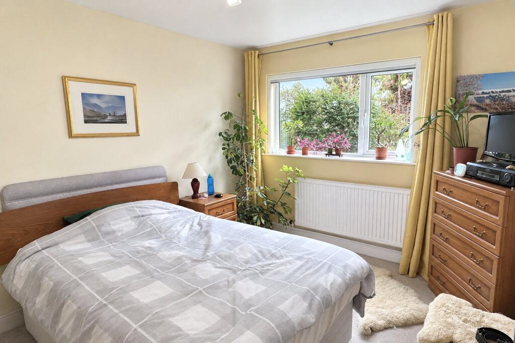 House in Westbury, Leigh Park - View 5