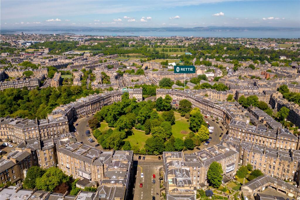 Apartment in Edinburgh, Moray Feu, New Town/Broughton - View 3