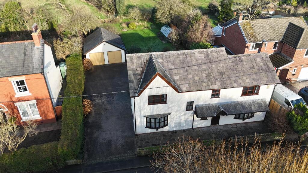 4-bed detached on Station Road, Little Hoole, Preston, £575,000