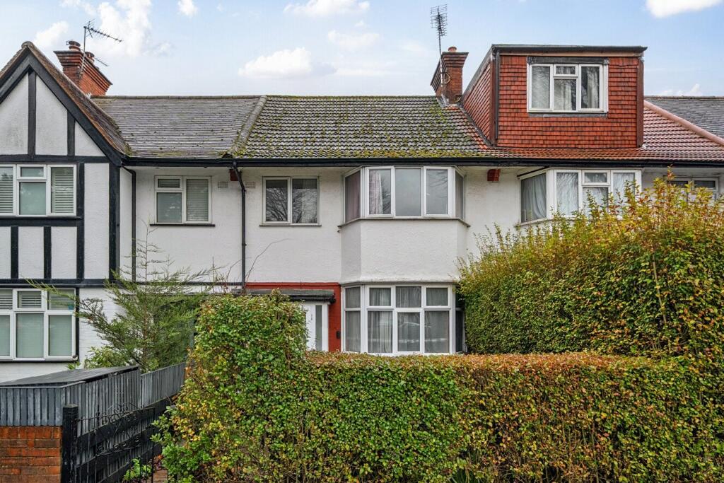 3-bed terraced on Princes Avenue, Acton, London, W3, £725,000