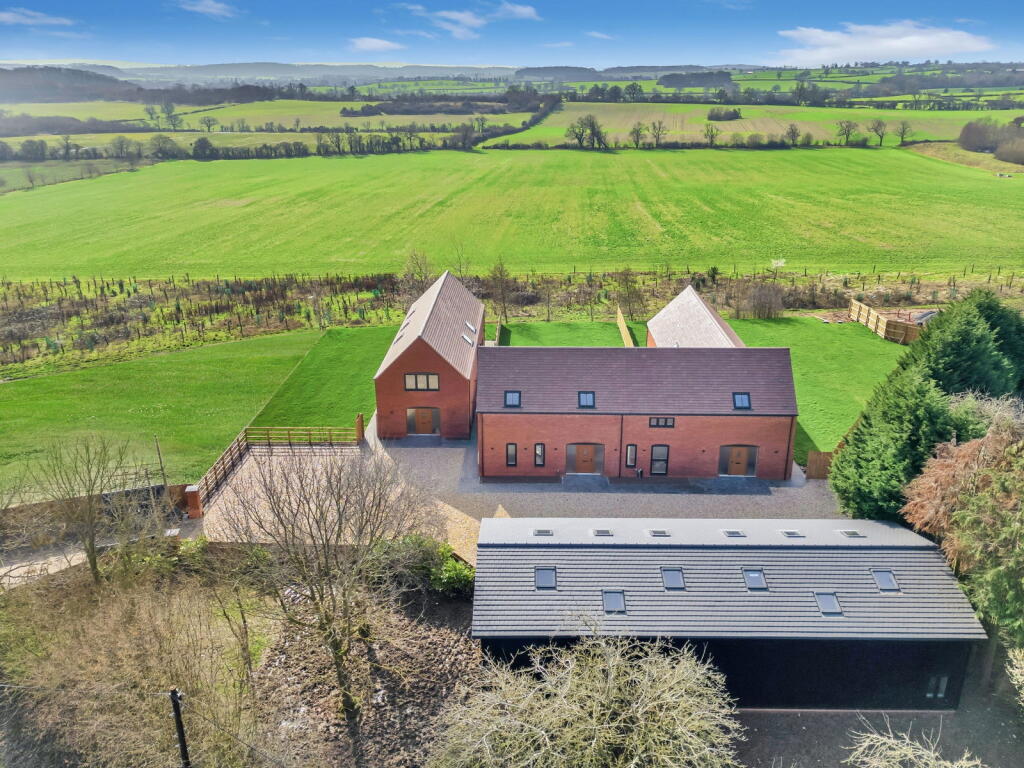 Additional image 3 of VALE VIEW, Wawensmere Road, Wootton Wawen, Henley-In-Arden, Warwickshire, B95 6BW