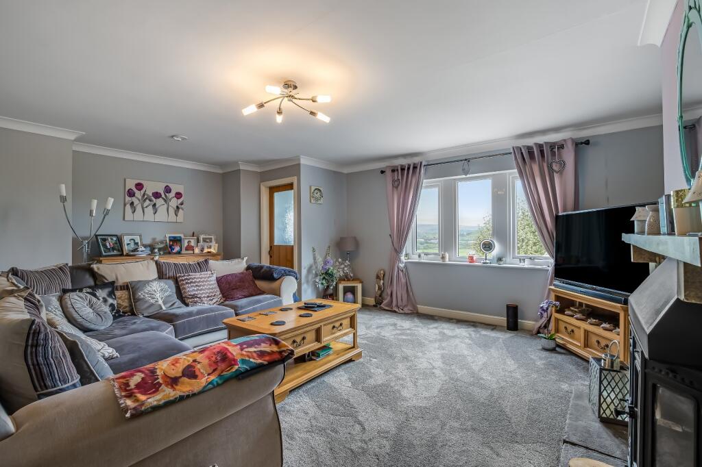 Woodside Lane, Cononley, Keighley, West Yorkshire, BD20 photo 2