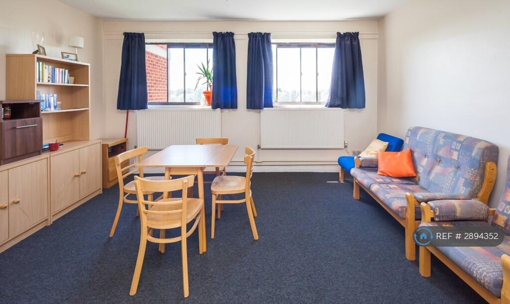 Apartment in London - View 4