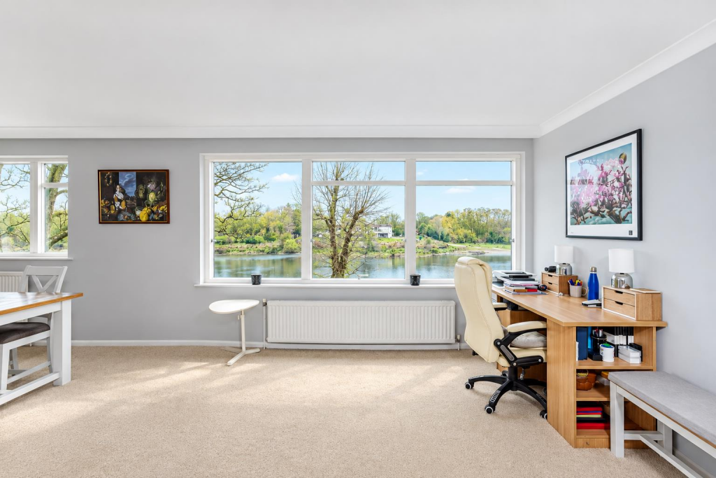 Apartment in London, Mortlake