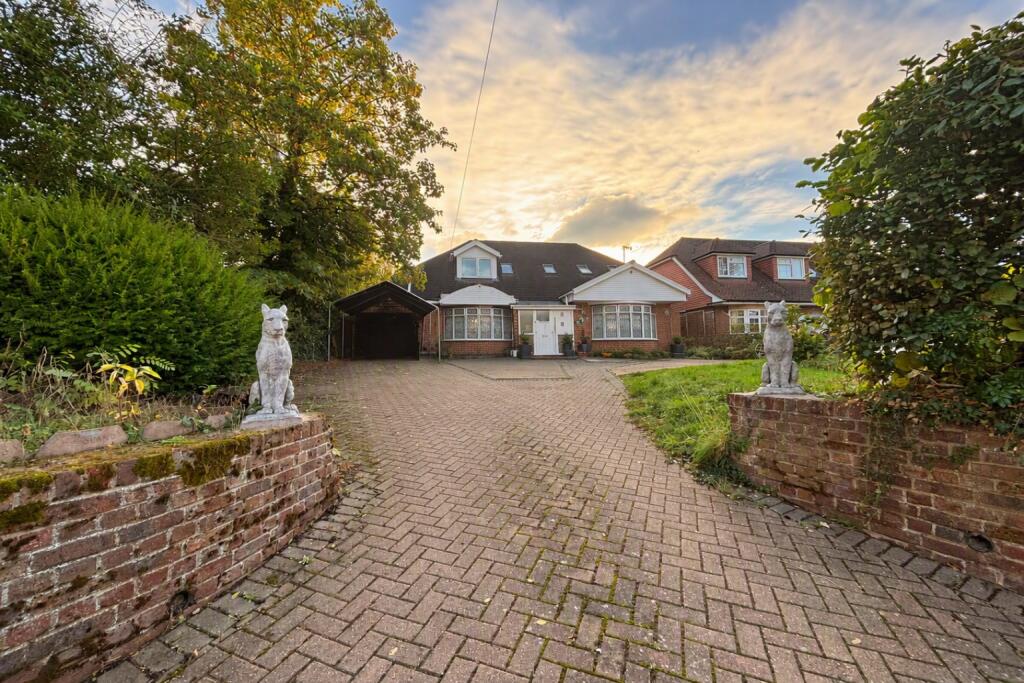 Main image of property: Istead Rise