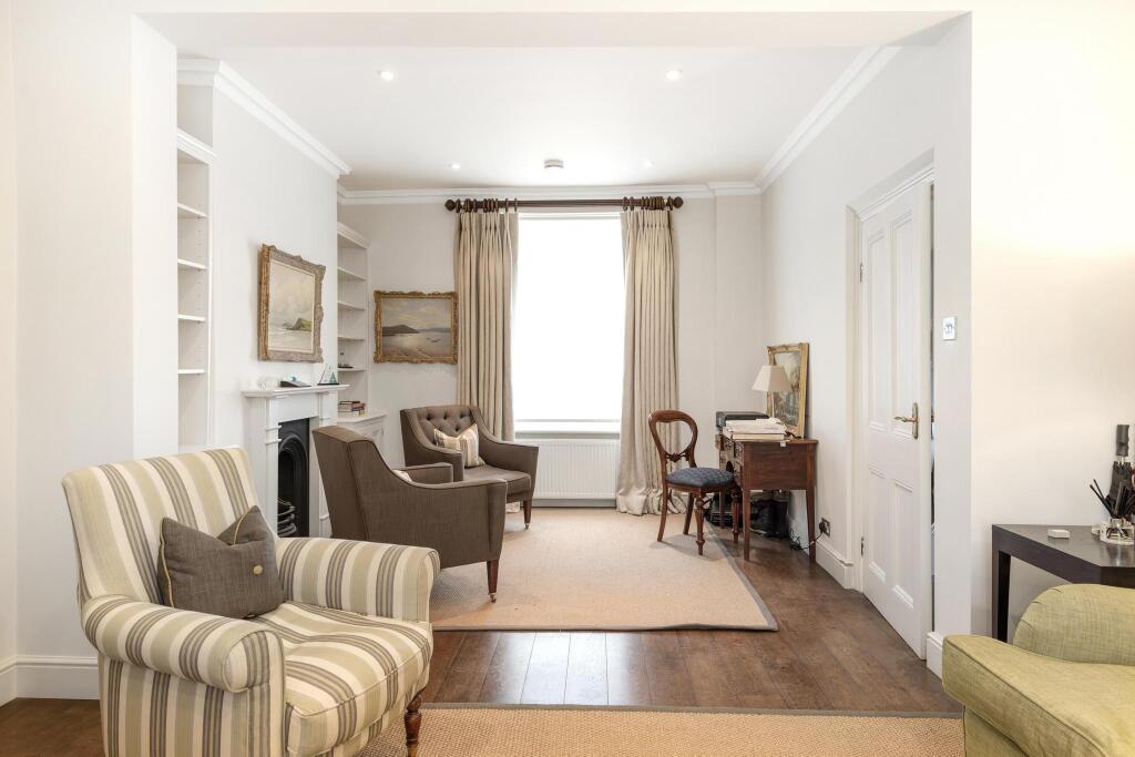 House in London - More