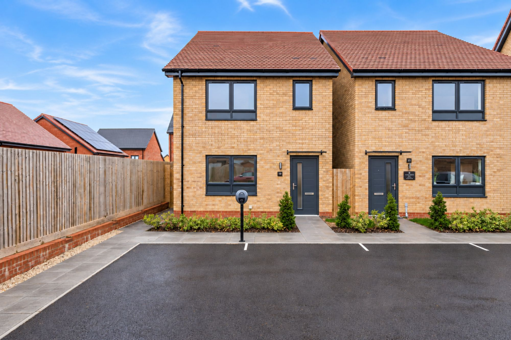 Main image of property: Off Calverton Lane, Milton Keynes, MK8
