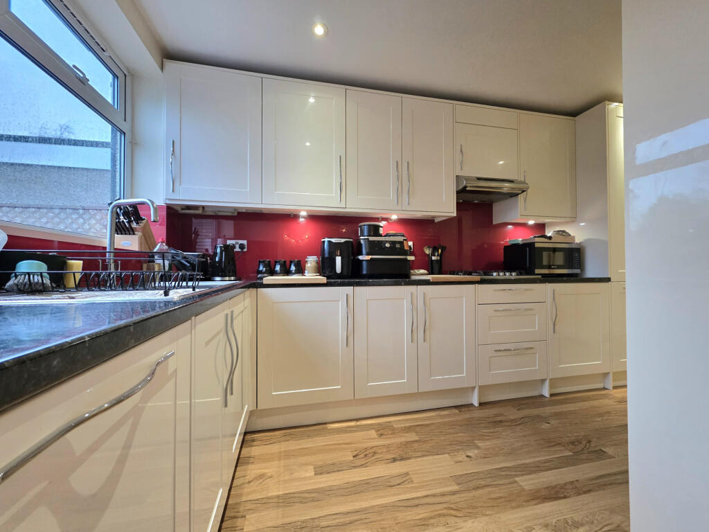 Kingsway, West Wickham, Kent, BR4 photo 3
