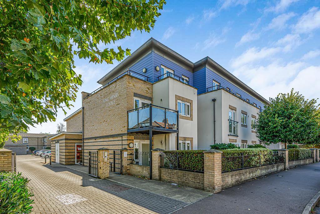 Main image of property: Hall Lane, Chingford