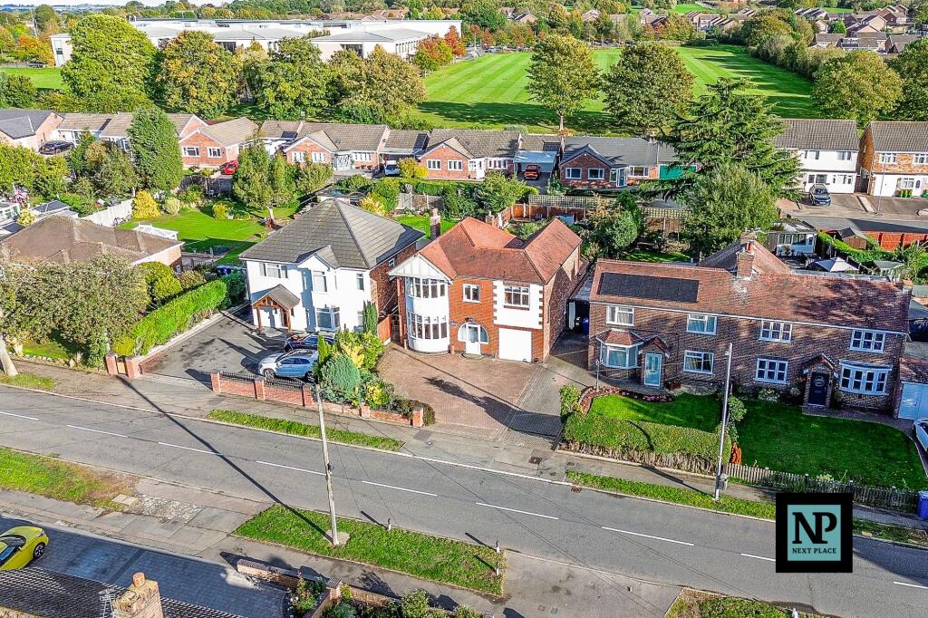 House in Tamworth, Staffordshire - View 2