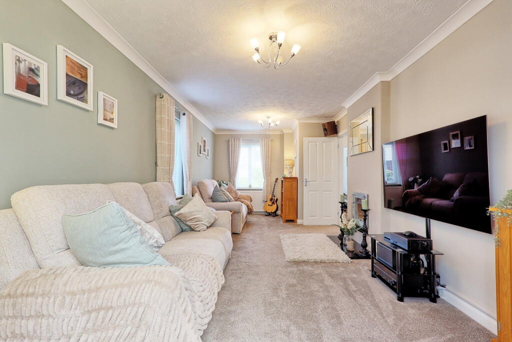 Shirebourn Vale, South Woodham Ferrers, Chelmsford, CM3 5ZX – další