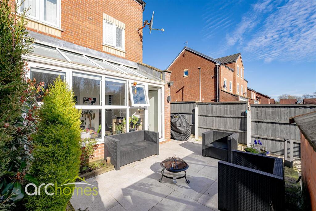 House in Wigan, Hindley Green - View 4