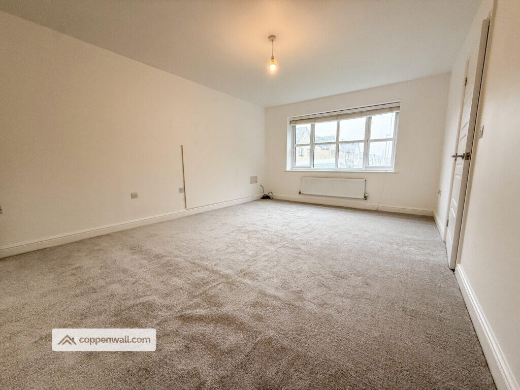Oaklands Drive, Rawtenstall, Rossendale photo 3