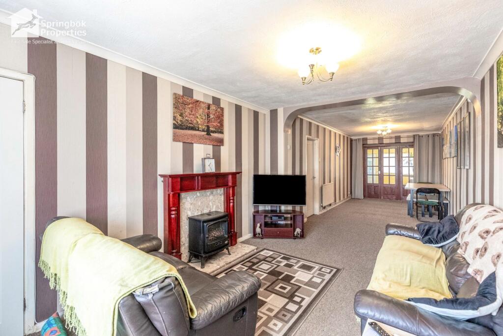 House in Barton Seagrave, North Northamptonshire - View 3