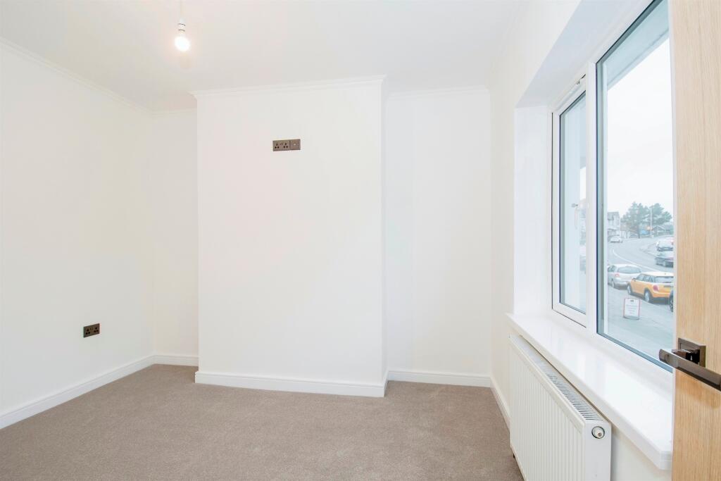 Wolseley Road, Plymouth - More