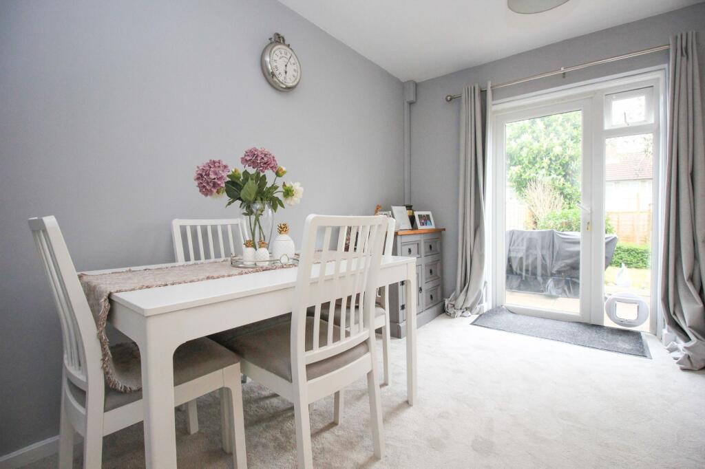 Beauworth Avenue, Harefield, SO18 photo 3