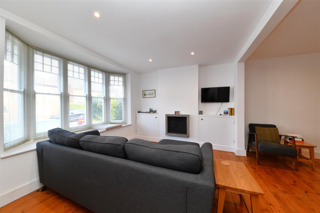 House in Stevenage - View 3