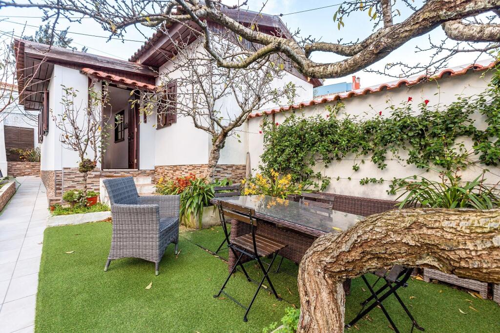 Main image of property: Lisbon, Odivelas