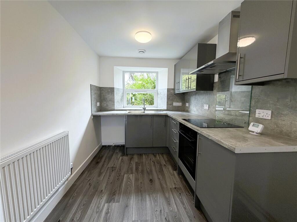 Apartment in Plymouth - More