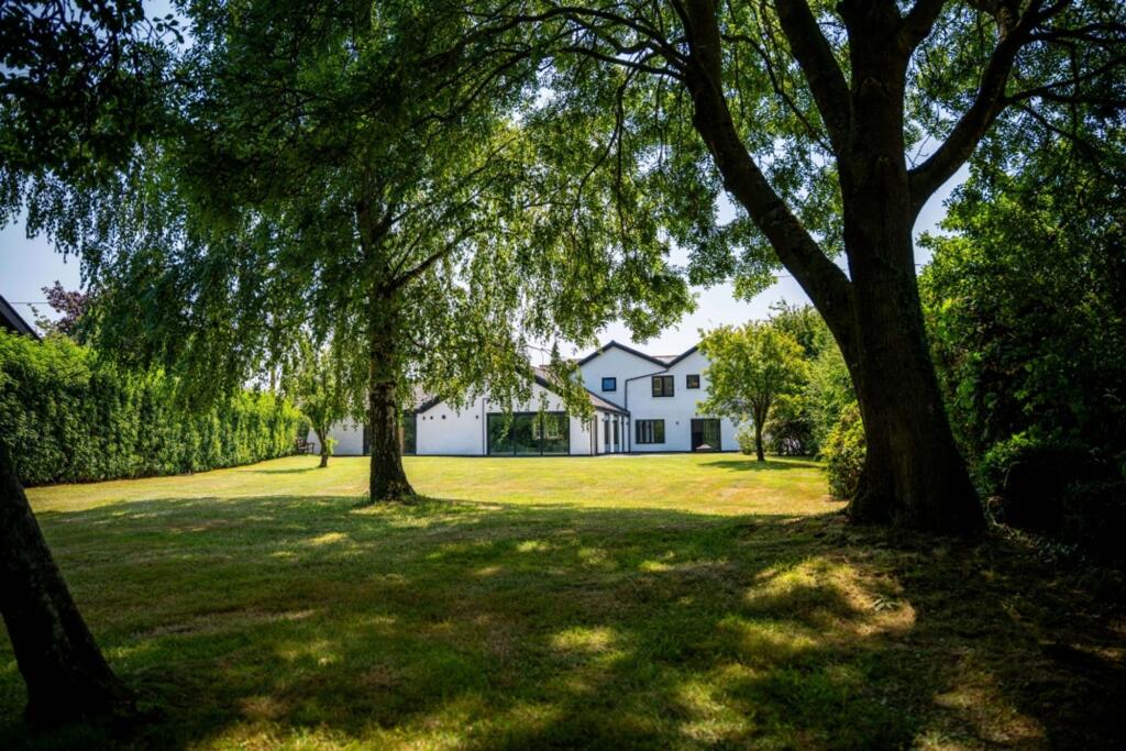 Main image of property: Pope Lane, Whitestake PR4