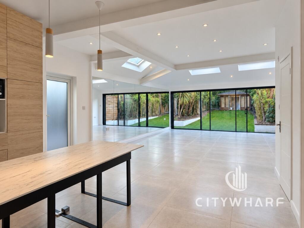 Main image of property: New Road, London
