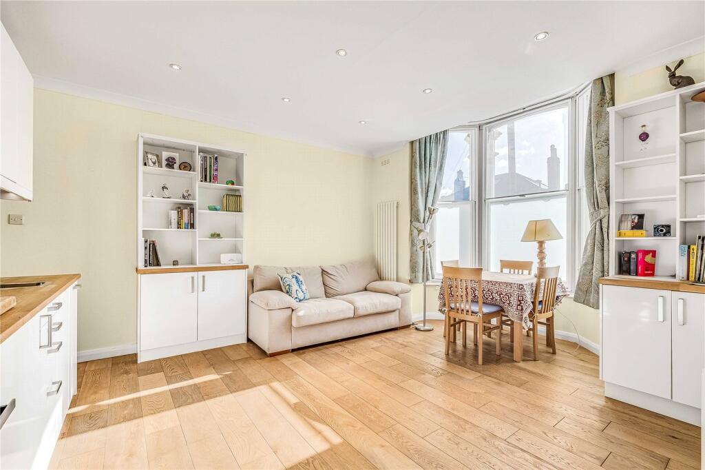 Main image of property: Oxford Road, Putney, London, SW15