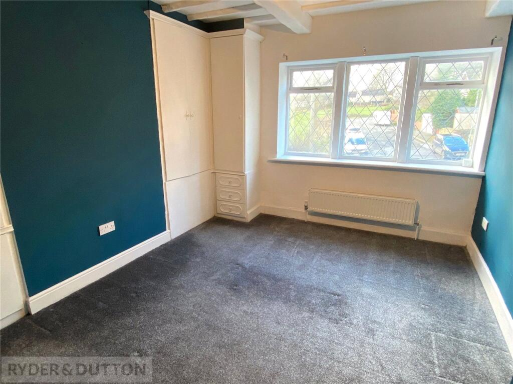 House in Halifax - View 4