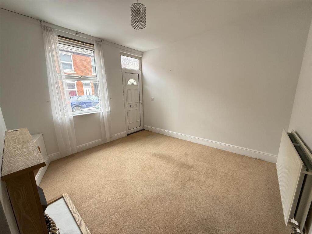 Balfour Street, Burton-On-Trent photo 5