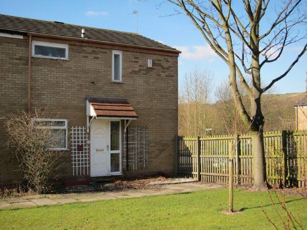 Main image of property: 94 Meadow View, Cutgate, Rochdale OL12 7PB 