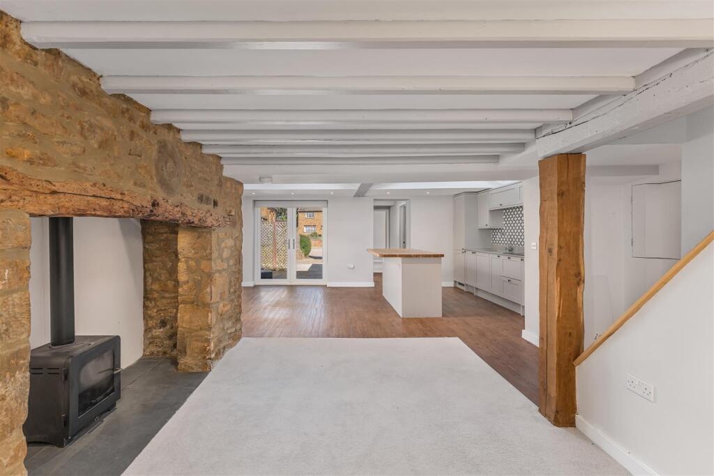 House in Cherwell, Bloxham - View 4