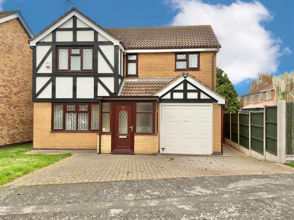 4-bed detached on Mallard Drive, Syston, Leicester, £355,000
