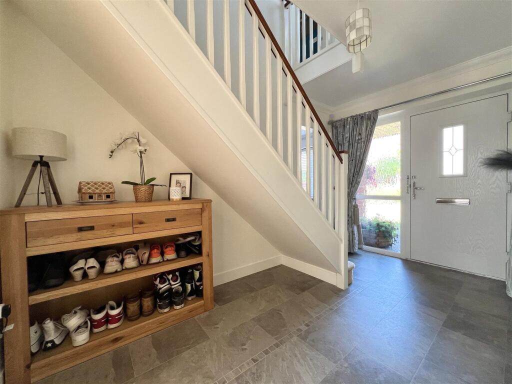 House in Dudley - View 4