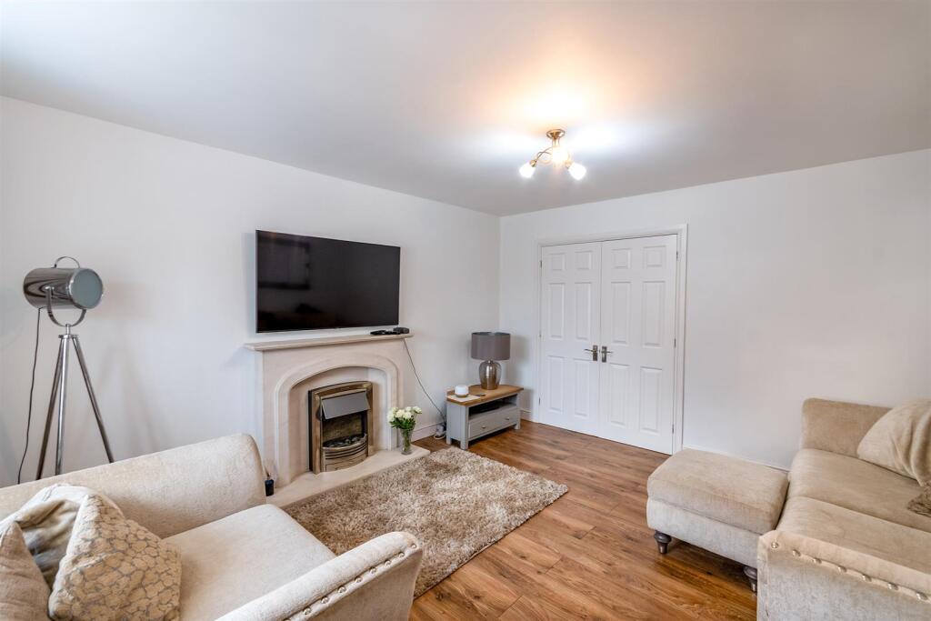 House in Rotherham, Bramley - View 4