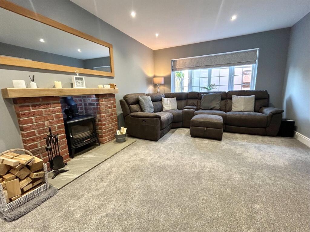 House in East Hampshire, Blendworth, Horndean - More