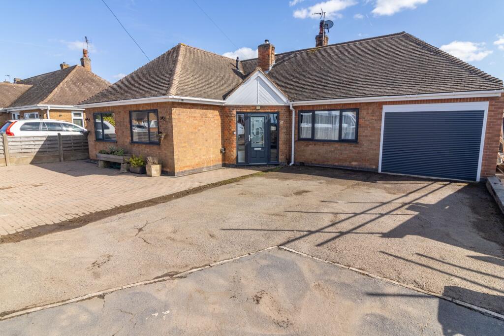 Main image of property: Forest Rise, Thurnby, LE7