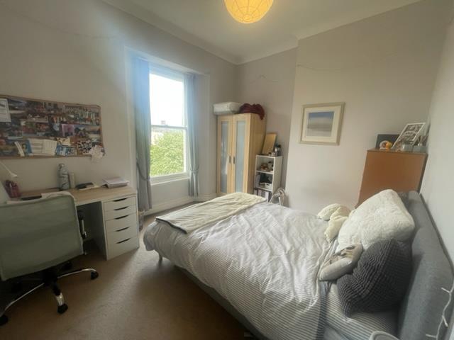 Apartment in Bristol - View 4