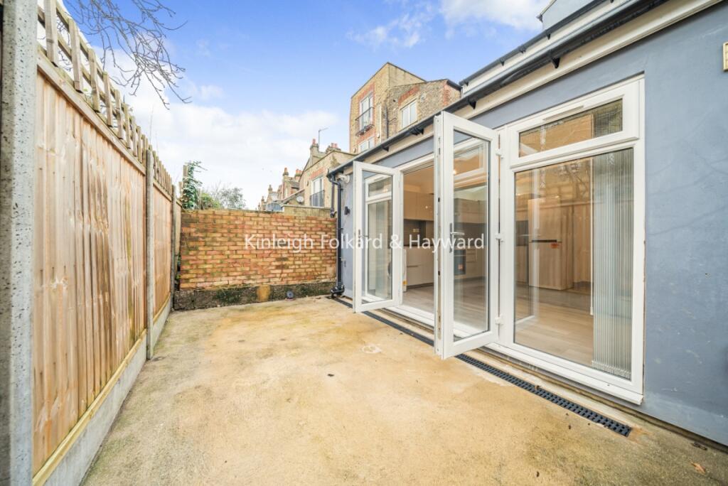 Apartment in London - View 2