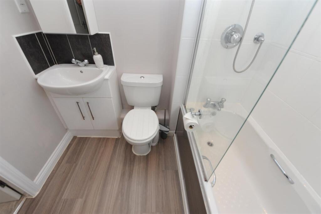 Additional image 12 of Longlands, Idle