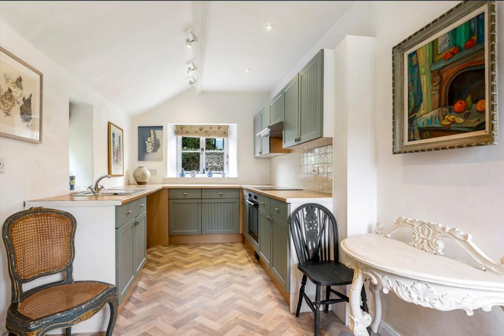 House in Cotswold, North Cerney - View 2