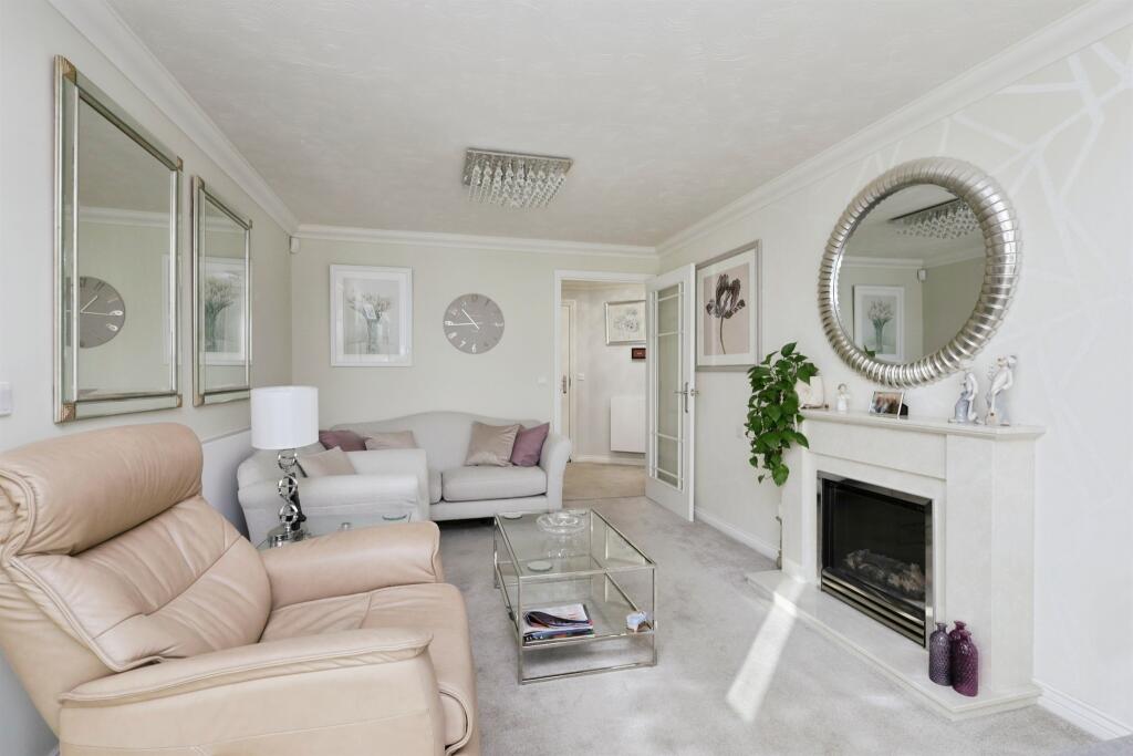 Southfields Road, Eastbourne photo 2