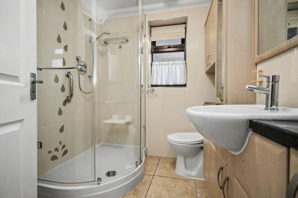 Ivy Road, St Denys, SO17 photo 4